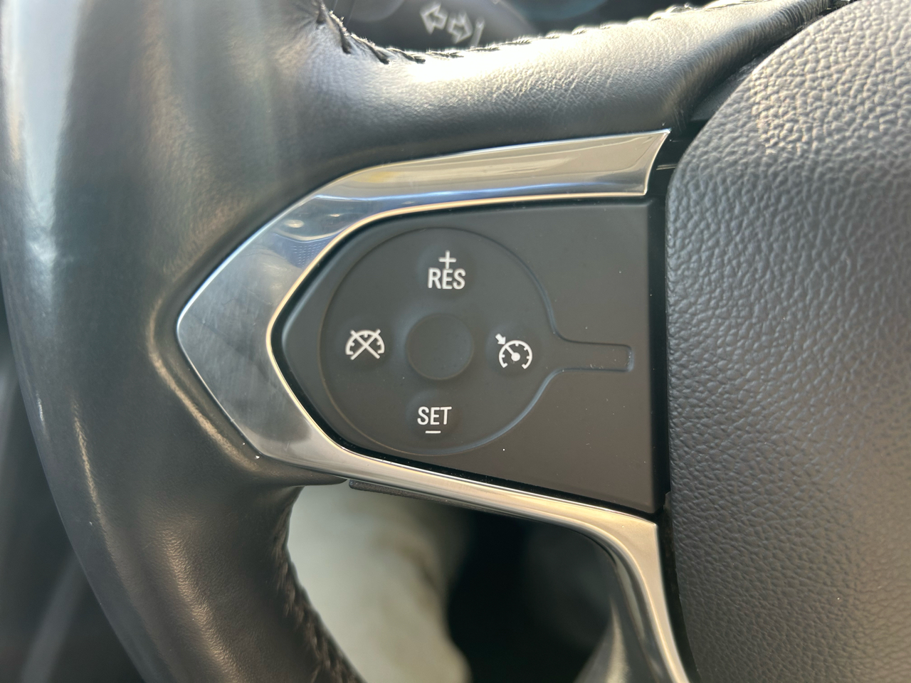 Chevrolet Traverse LT Cloth FWD 2018