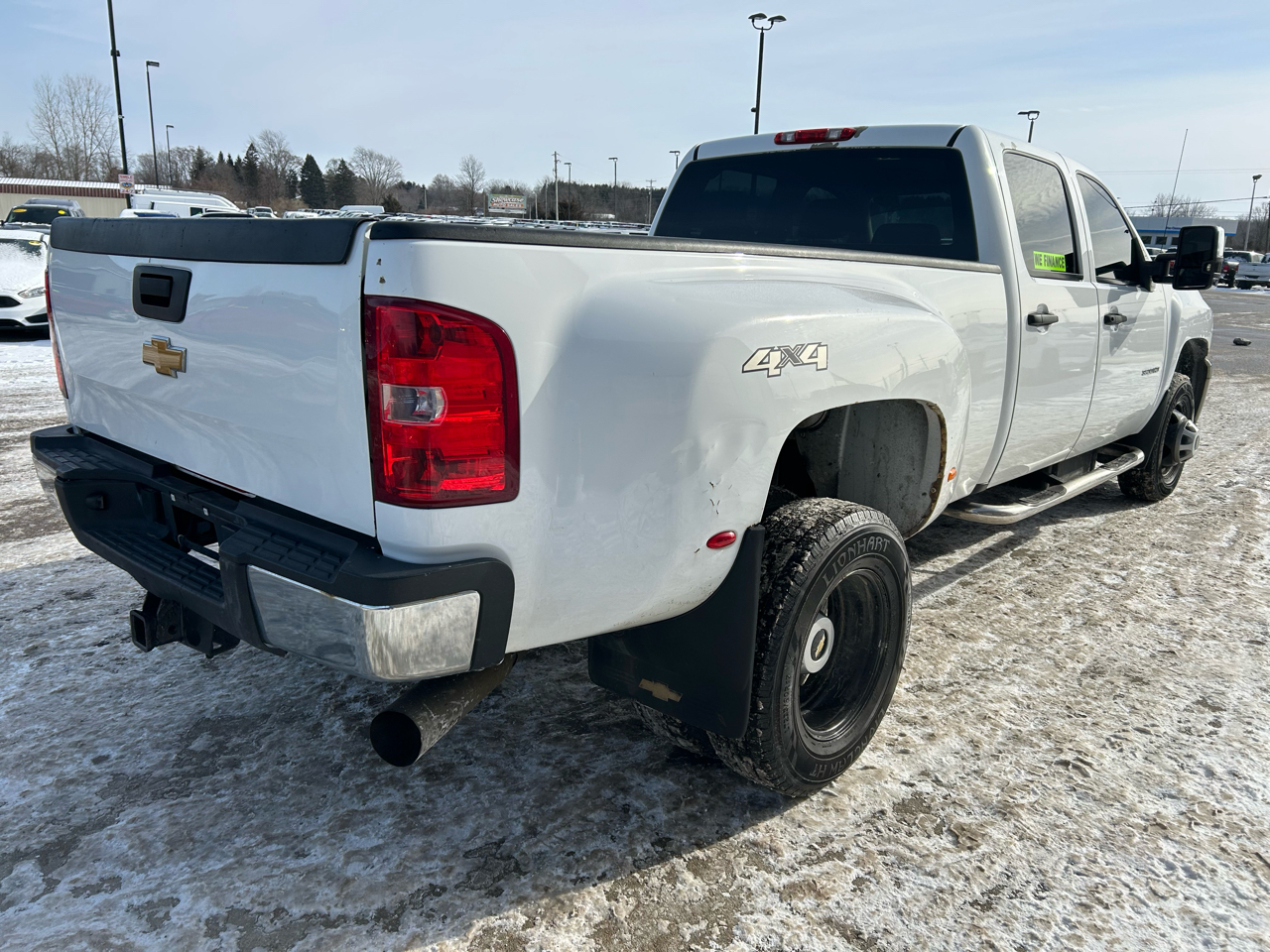 Chevrolet Silverado 3500HD Work Truck Crew Cab 4WD 2014