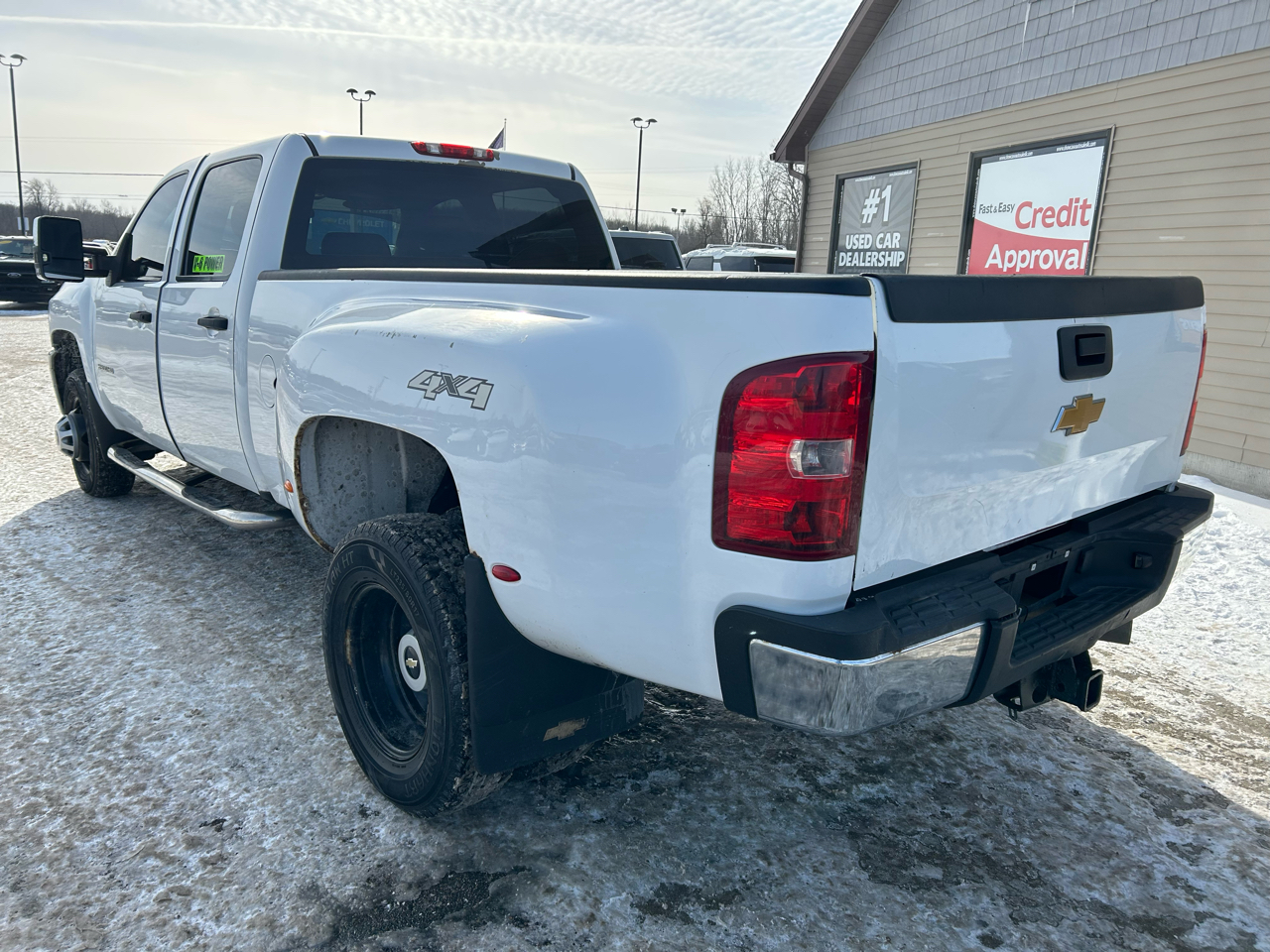 Chevrolet Silverado 3500HD Work Truck Crew Cab 4WD 2014