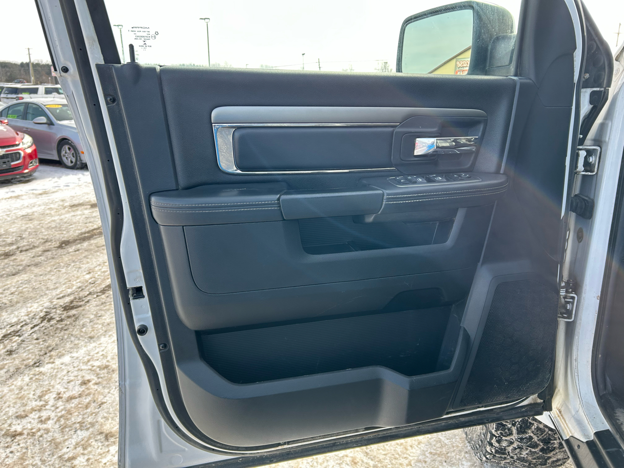 RAM 1500 Sport Crew Cab SWB 4WD 2014