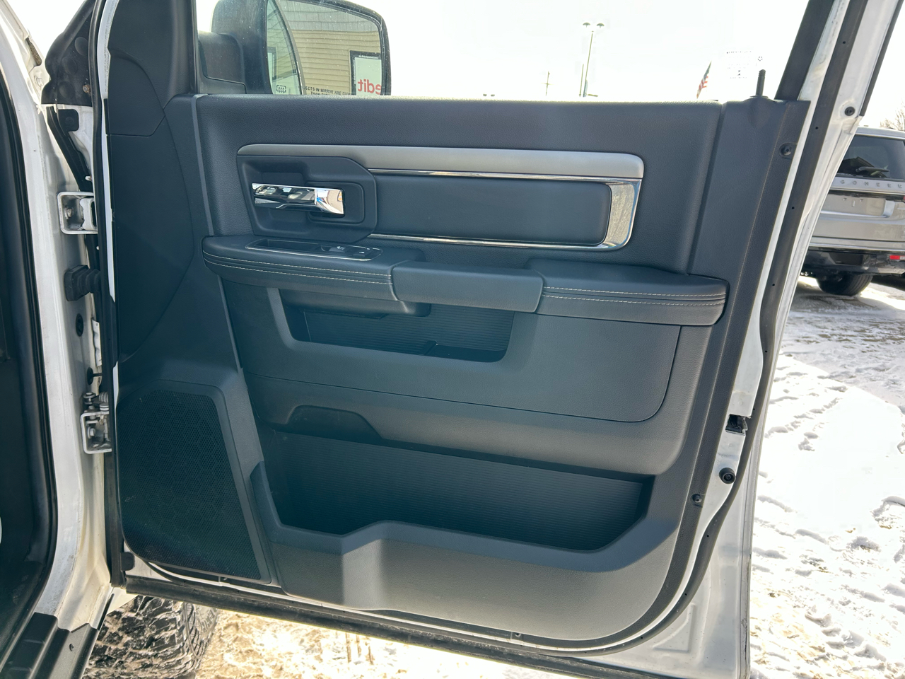 RAM 1500 Sport Crew Cab SWB 4WD 2014