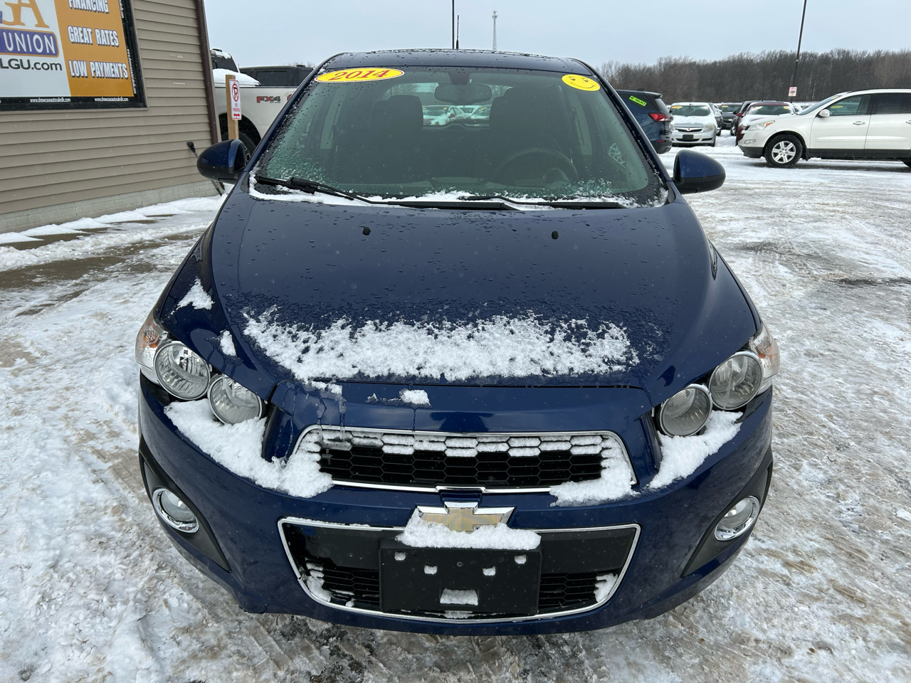 Chevrolet Sonic LT Manual 5-Door 2014