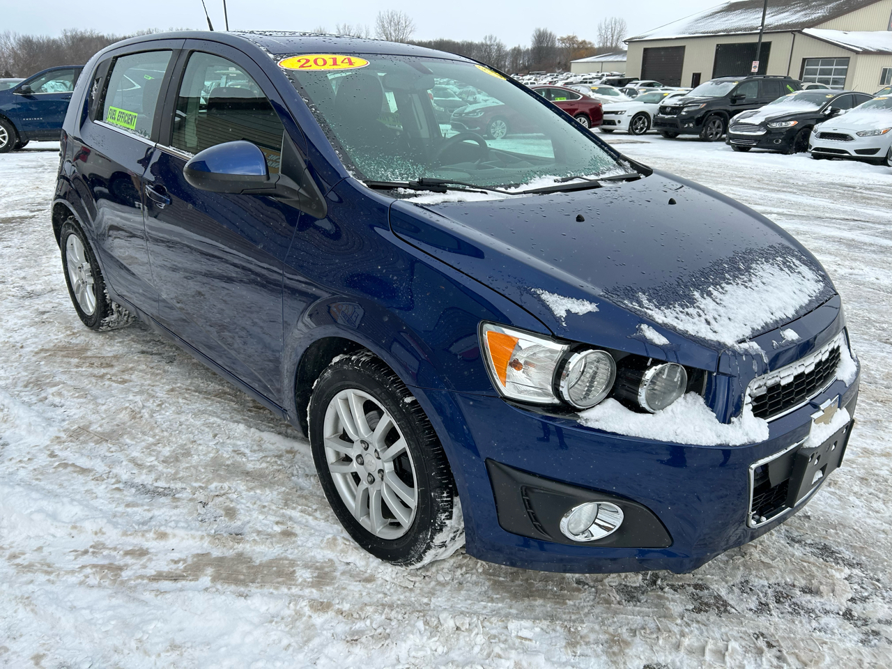 Chevrolet Sonic LT Manual 5-Door 2014