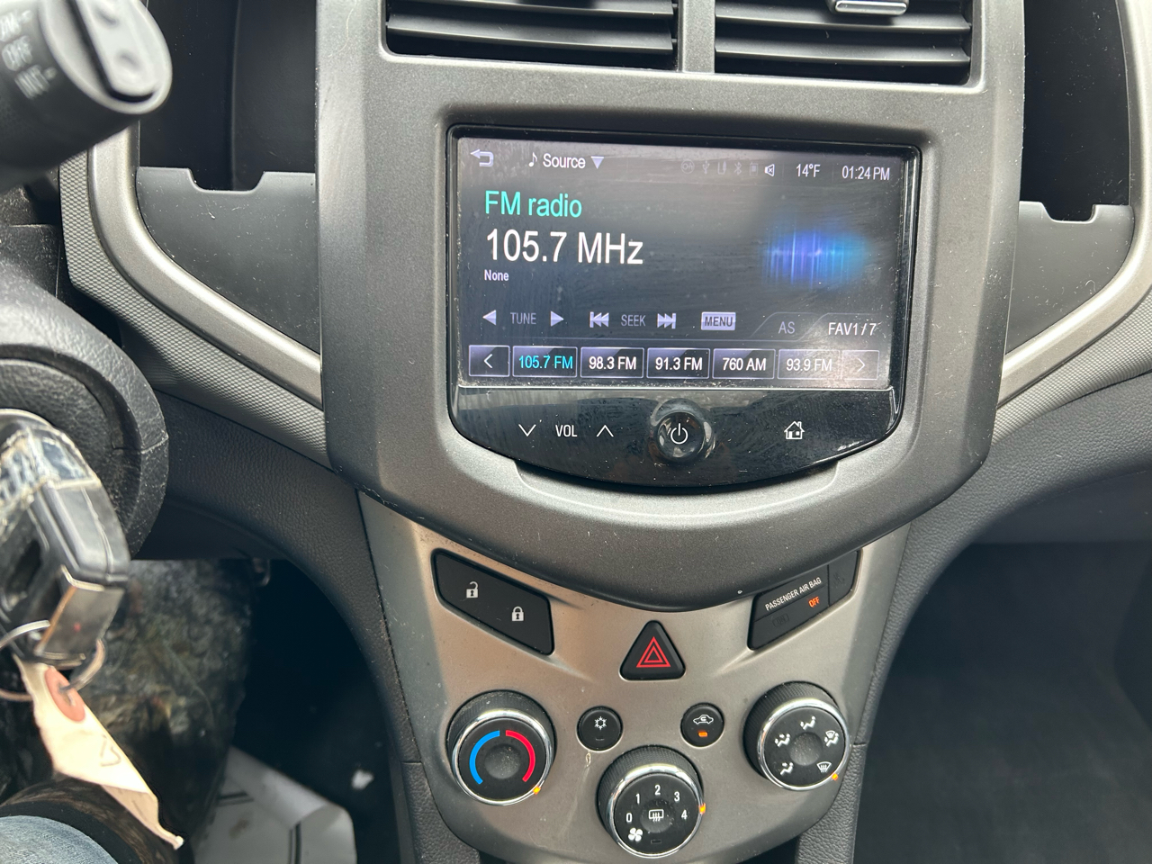 Chevrolet Sonic LT Manual 5-Door 2014