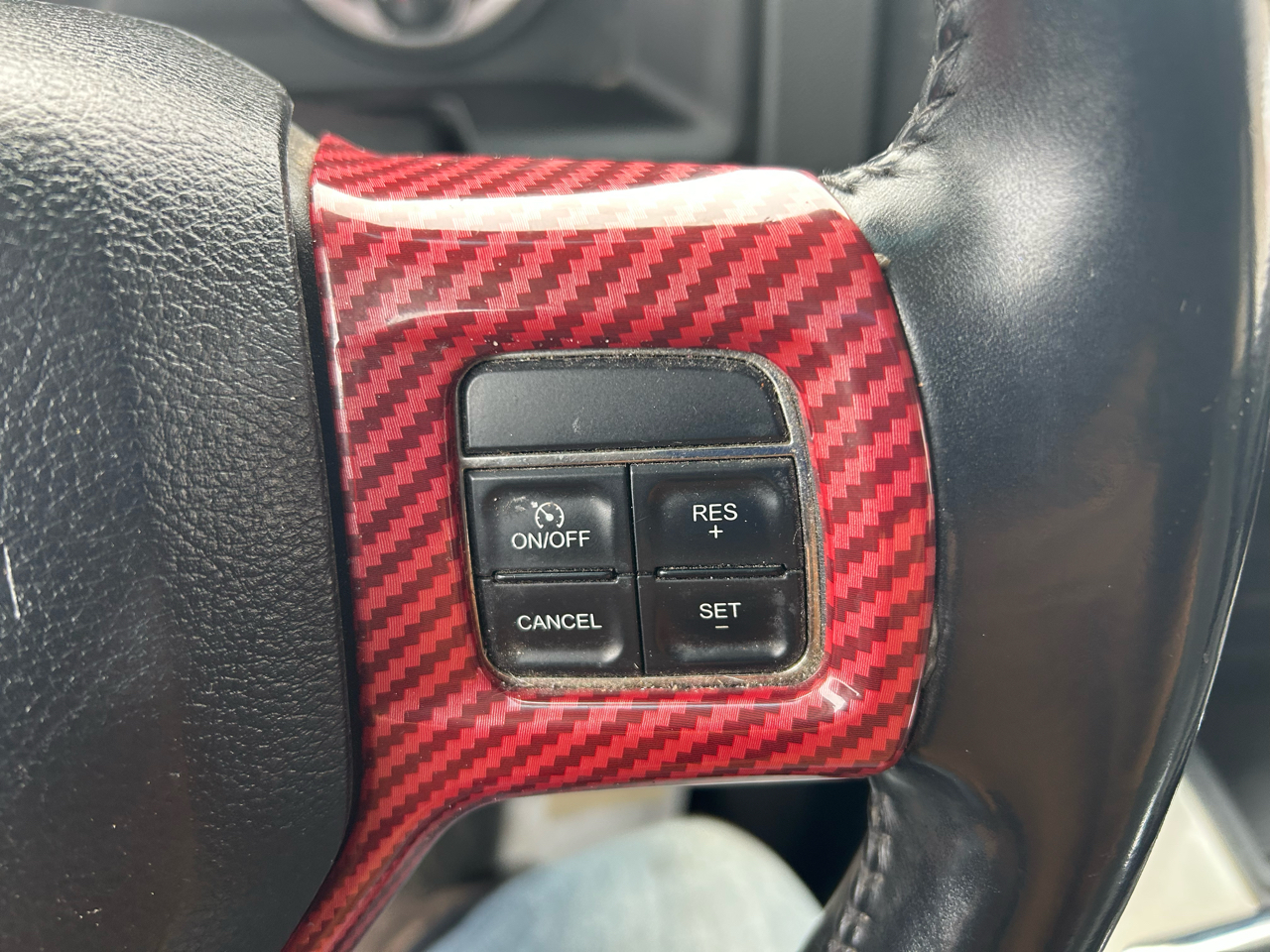 RAM 1500 SLT Quad Cab 4WD 2013