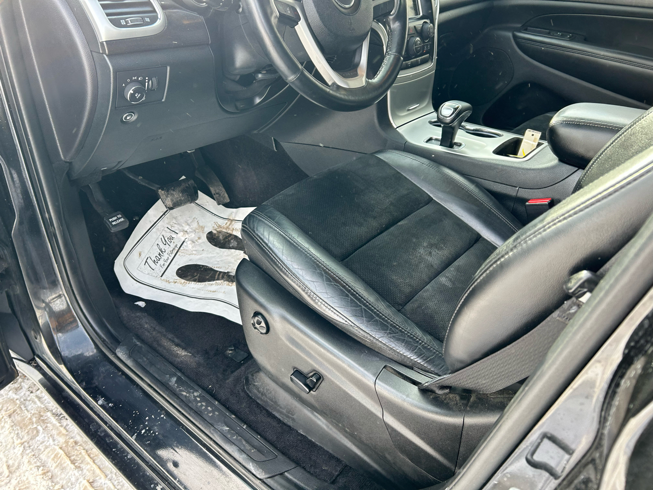 Jeep Grand Cherokee Laredo 4WD 2015