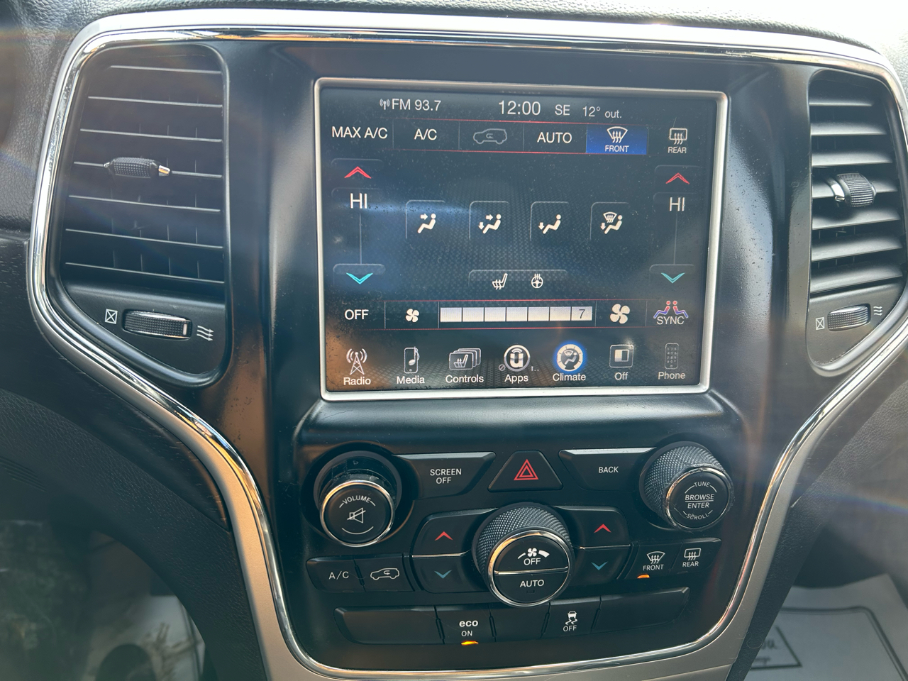 Jeep Grand Cherokee Laredo 4WD 2015