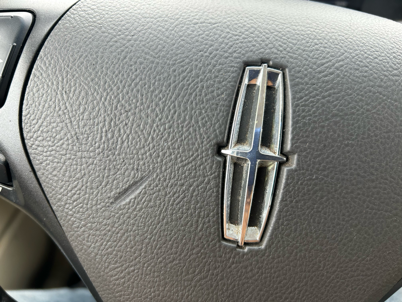 Lincoln MKS AWD 2015