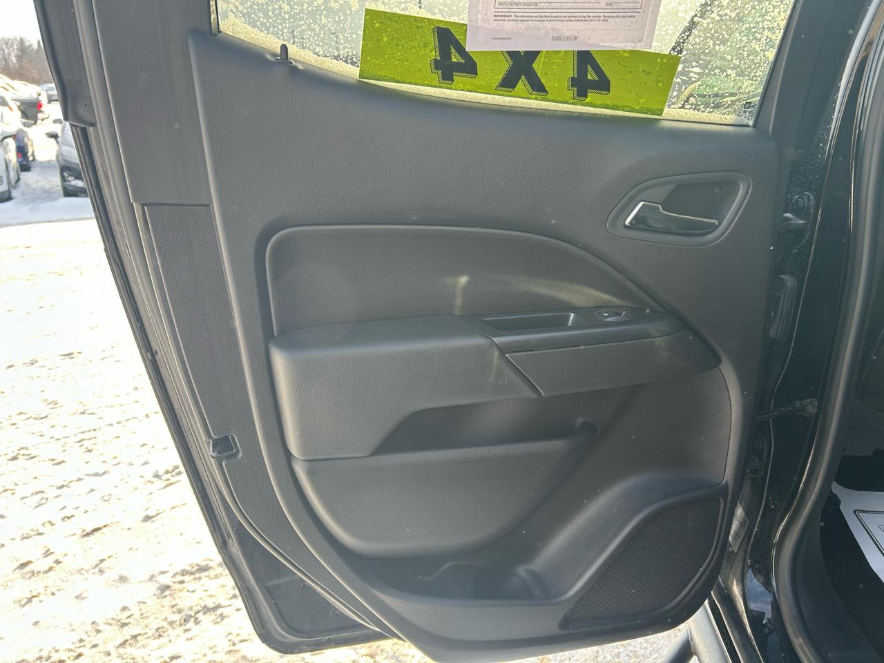 Chevrolet Colorado LT Crew Cab 4WD Short Box 2017