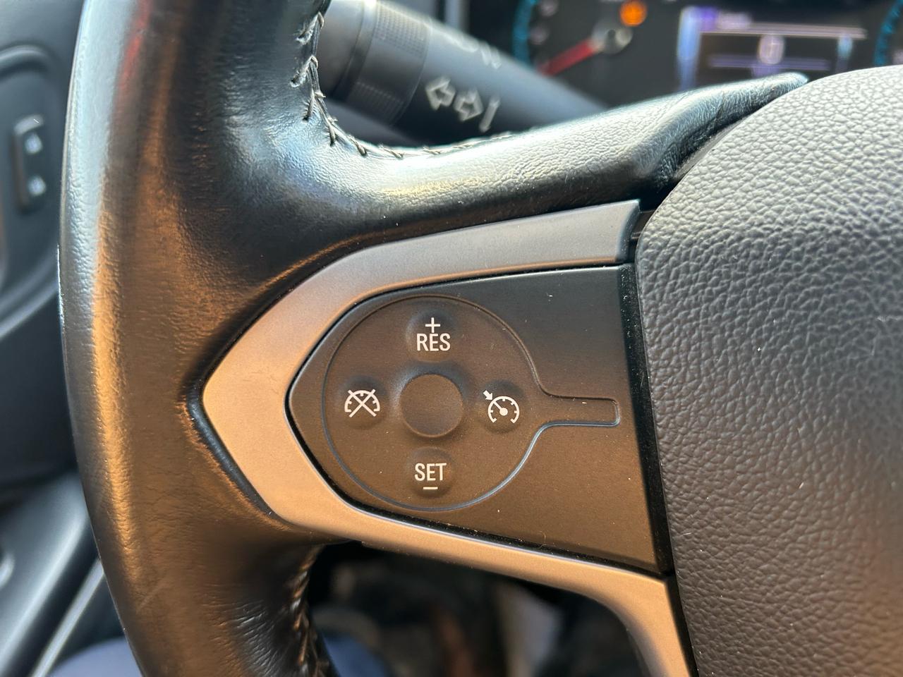 Chevrolet Colorado LT Crew Cab 4WD Short Box 2017