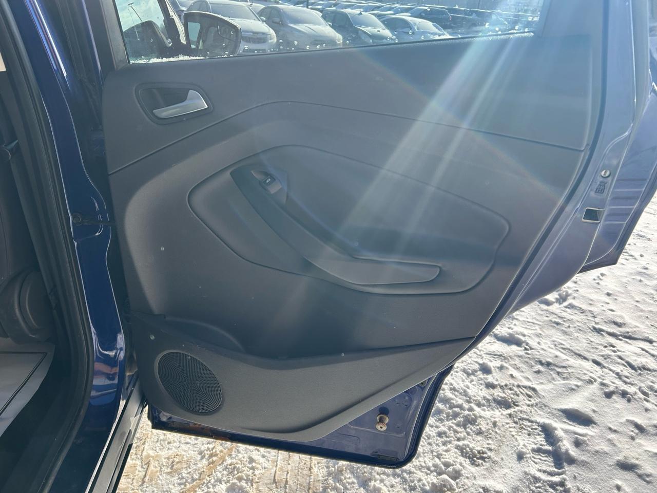 Ford Escape SE FWD 2015