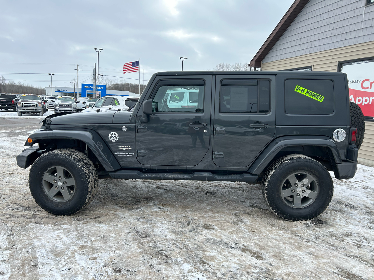 Jeep Wrangler Unlimited Sahara 4WD 2010