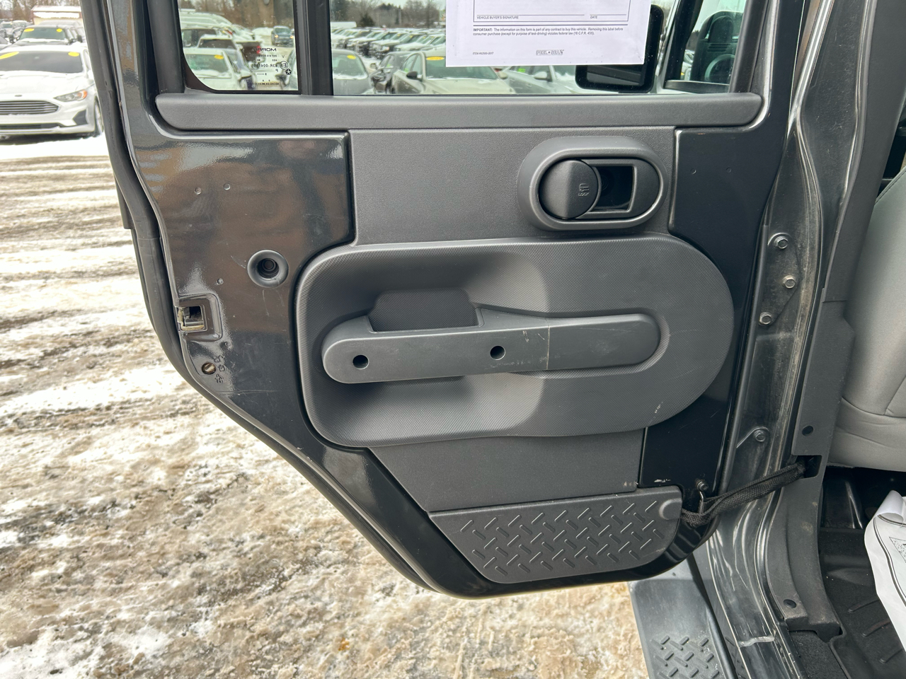 Jeep Wrangler Unlimited Sahara 4WD 2010