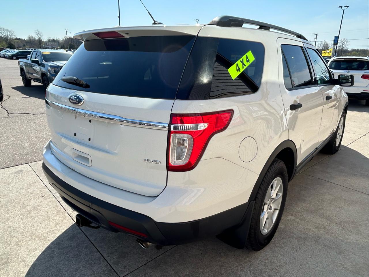 Ford Explorer Base 4WD 2012