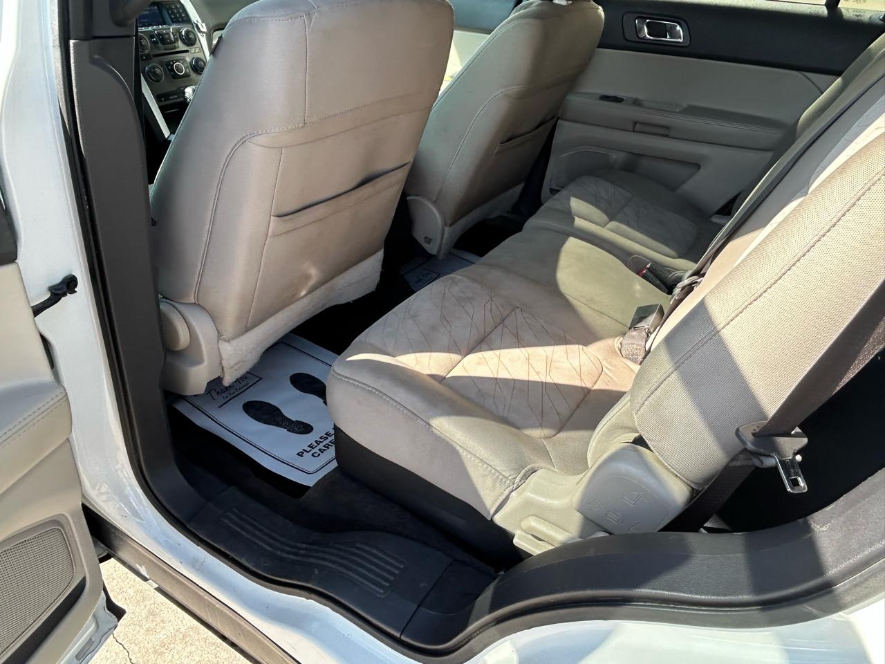 Ford Explorer Base 4WD 2012