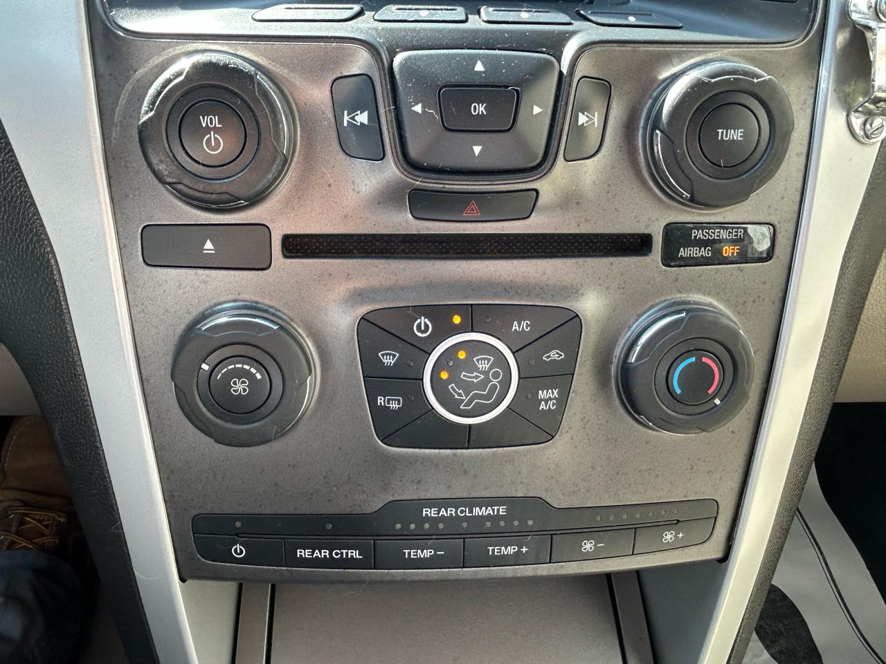 Ford Explorer Base 4WD 2012