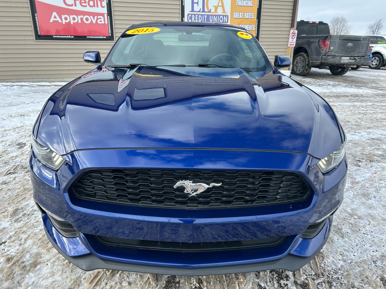 Ford Mustang V6 Coupe 2015