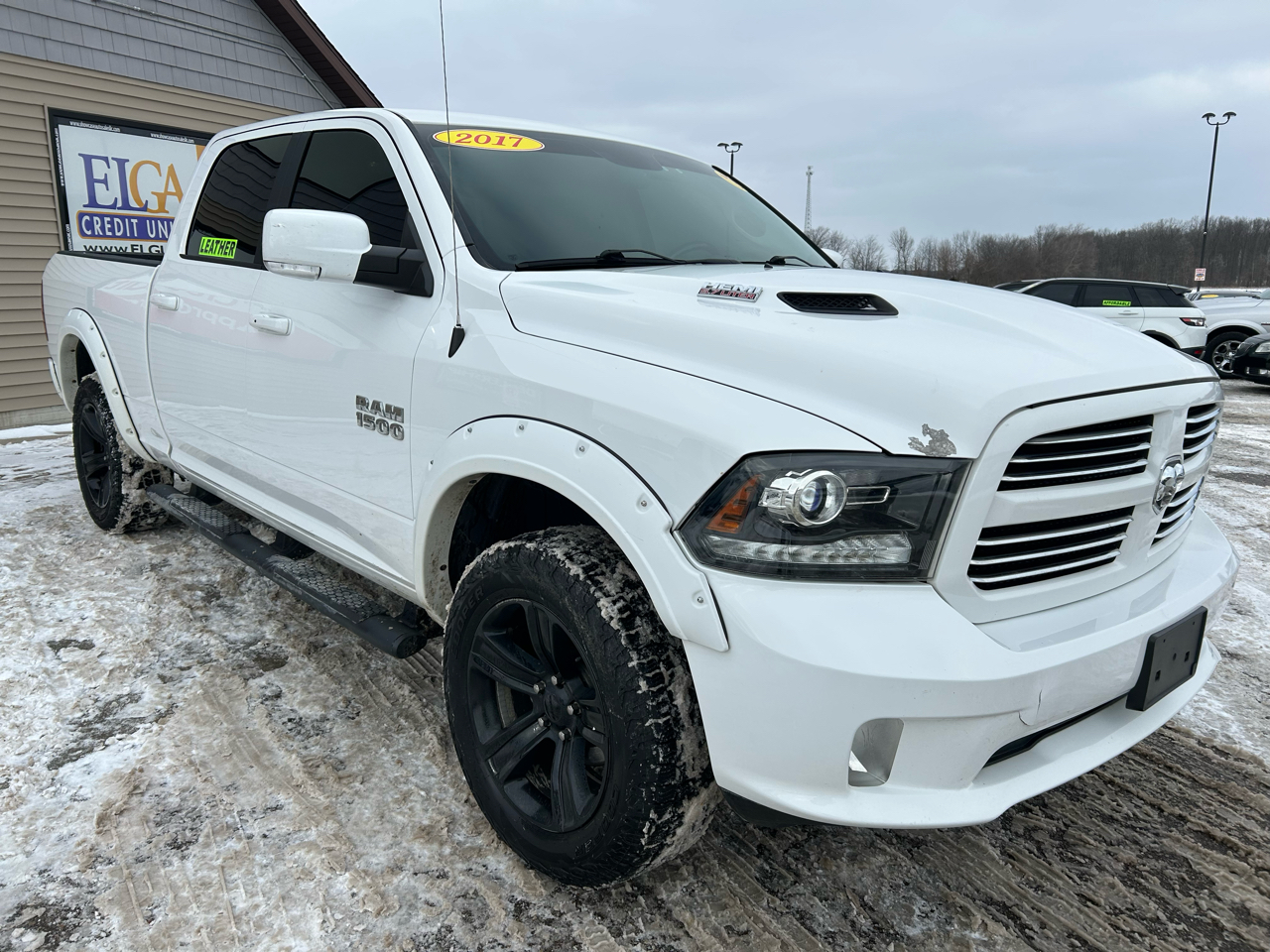 RAM 1500 Sport Crew Cab LWB 4WD 2017