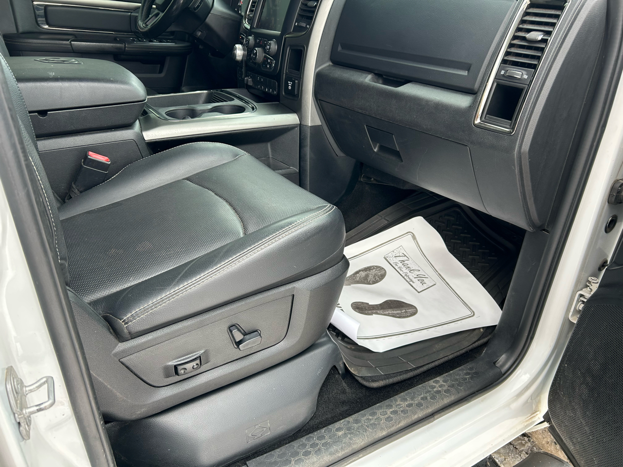 RAM 1500 Sport Crew Cab LWB 4WD 2017