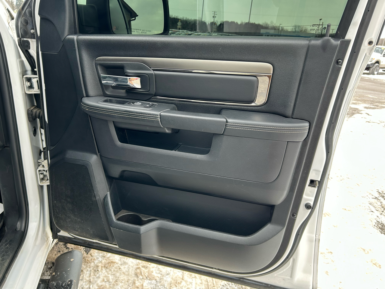 RAM 1500 Sport Crew Cab LWB 4WD 2017