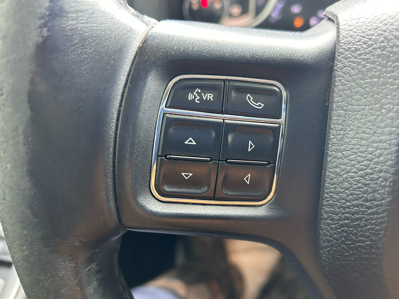 RAM 1500 Sport Crew Cab LWB 4WD 2017