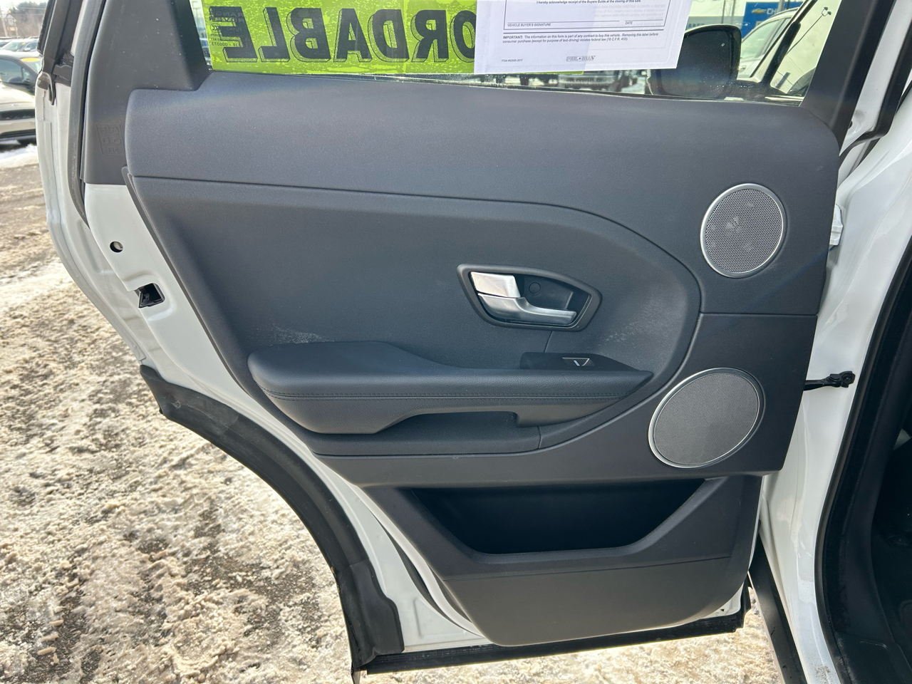 Land Rover Range Rover Evoque Pure Plus 5-Door 2015