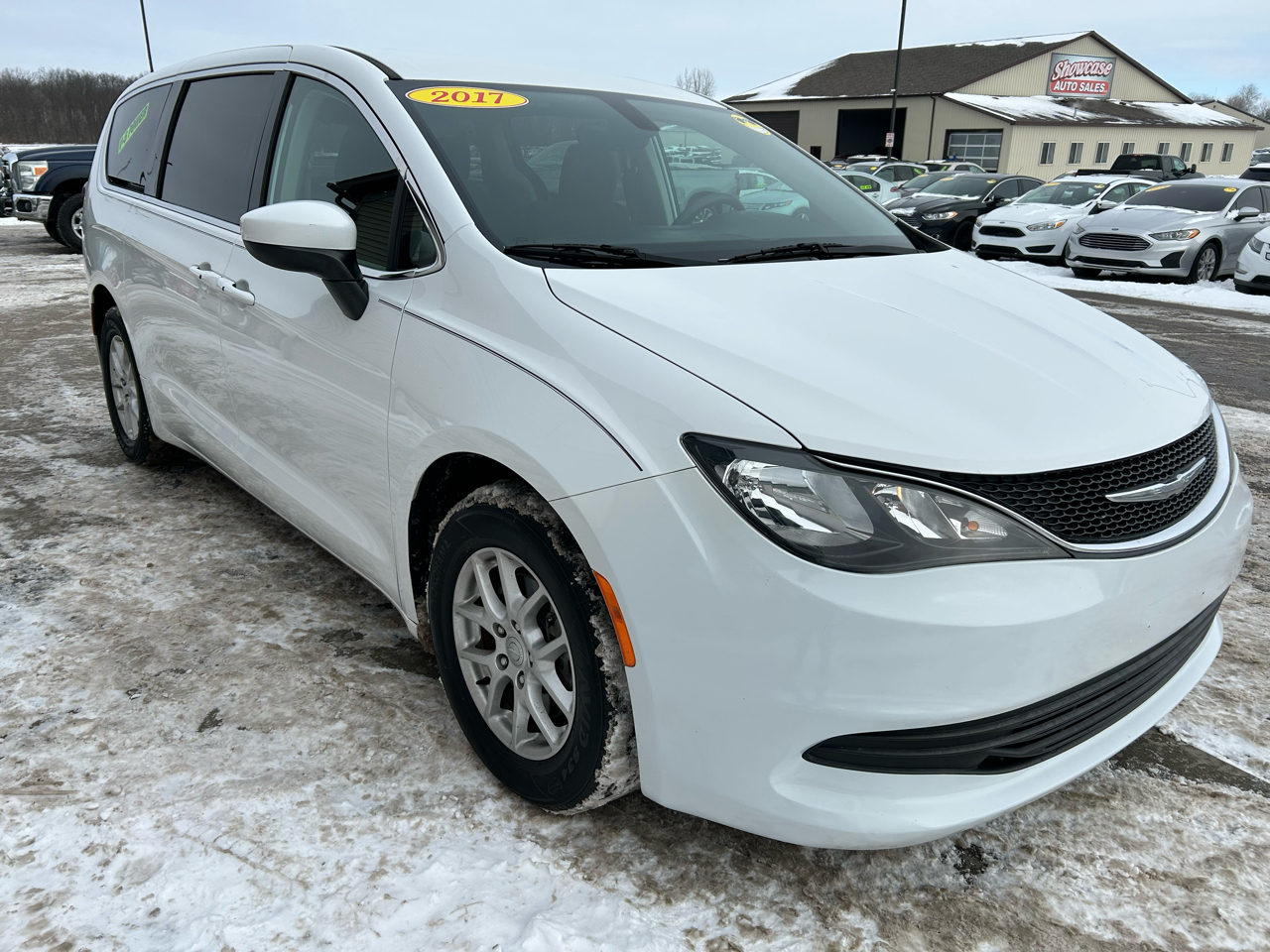 Chrysler Pacifica Touring 2017