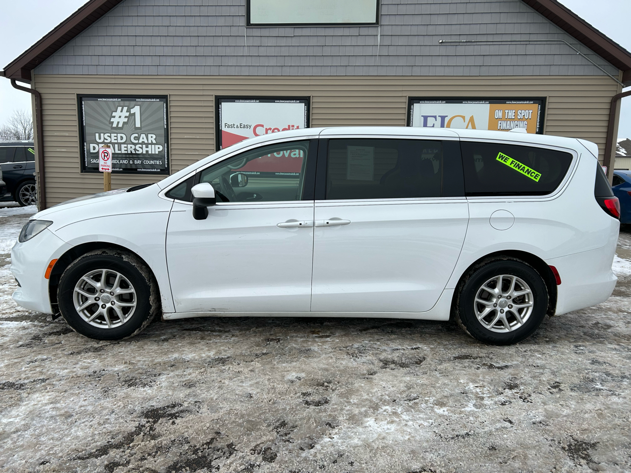 Chrysler Pacifica Touring 2017