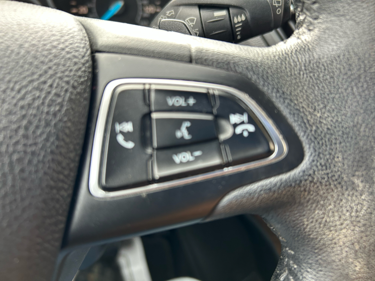 Ford Escape Titanium 4WD 2017