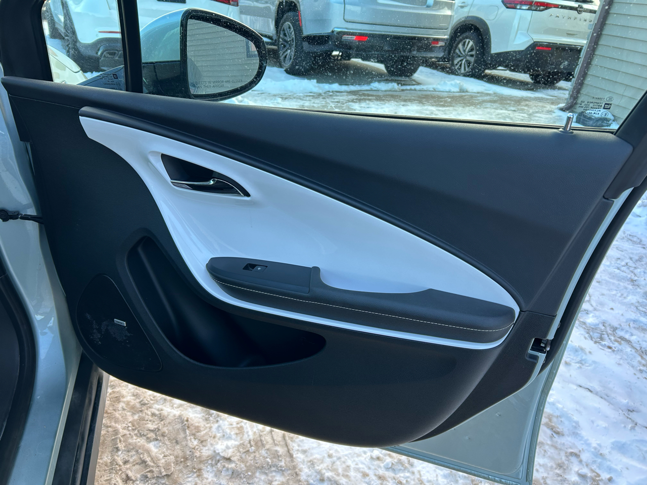 Chevrolet Volt Premium w/ Navigation 2012