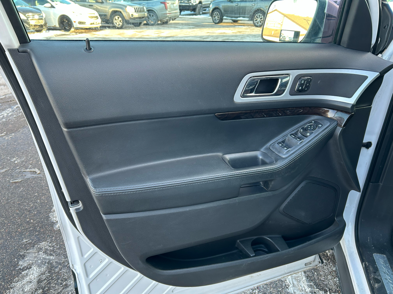 Ford Explorer Limited 4WD 2013