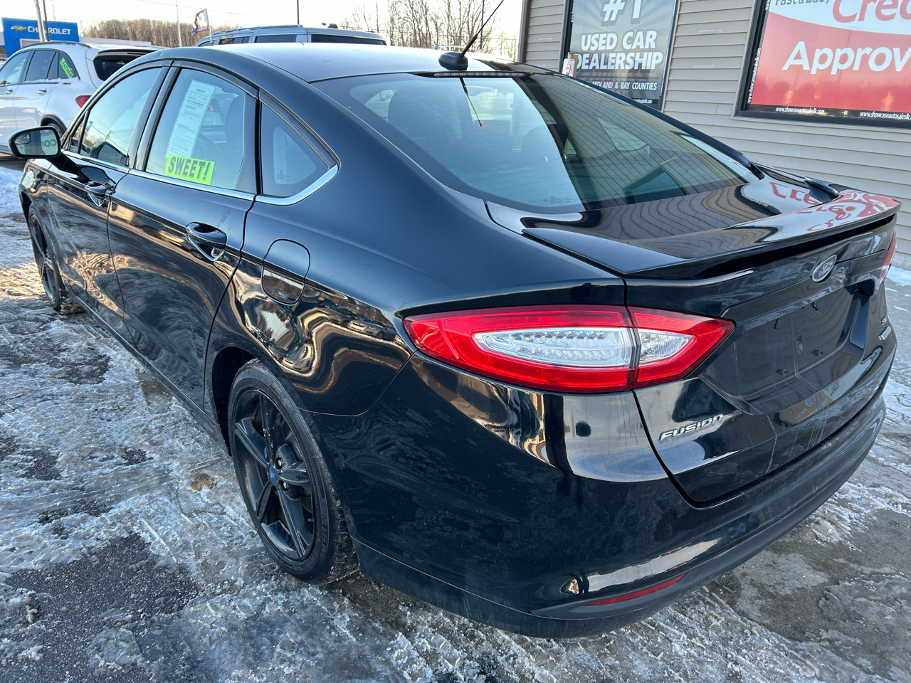 Ford Fusion SE 2016