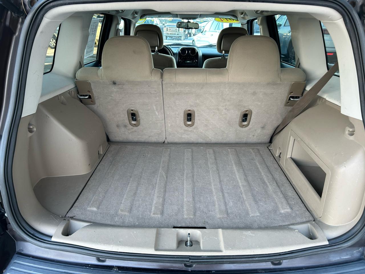 Jeep Patriot Sport 2WD 2014