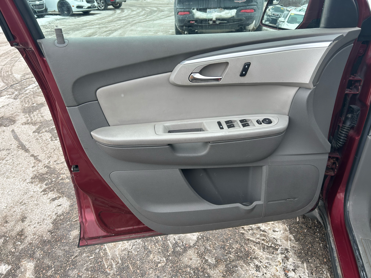 Chevrolet Traverse LT2 AWD 2010