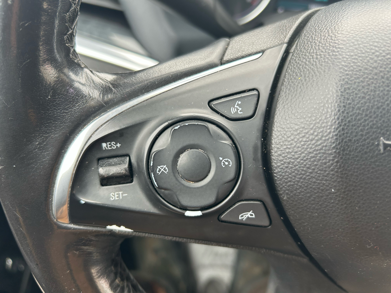 Buick Enclave Essence AWD 2019