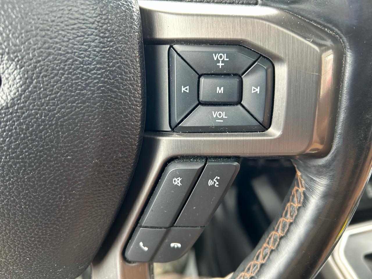 Ford F-150 Lariat SuperCrew 5.5-ft. Bed 4WD 2016