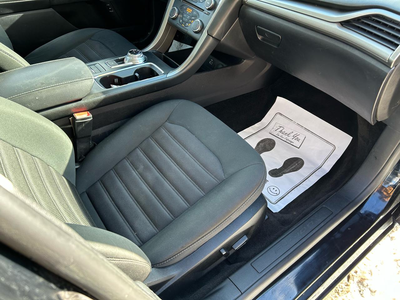 Ford Fusion Hybrid SE 2018