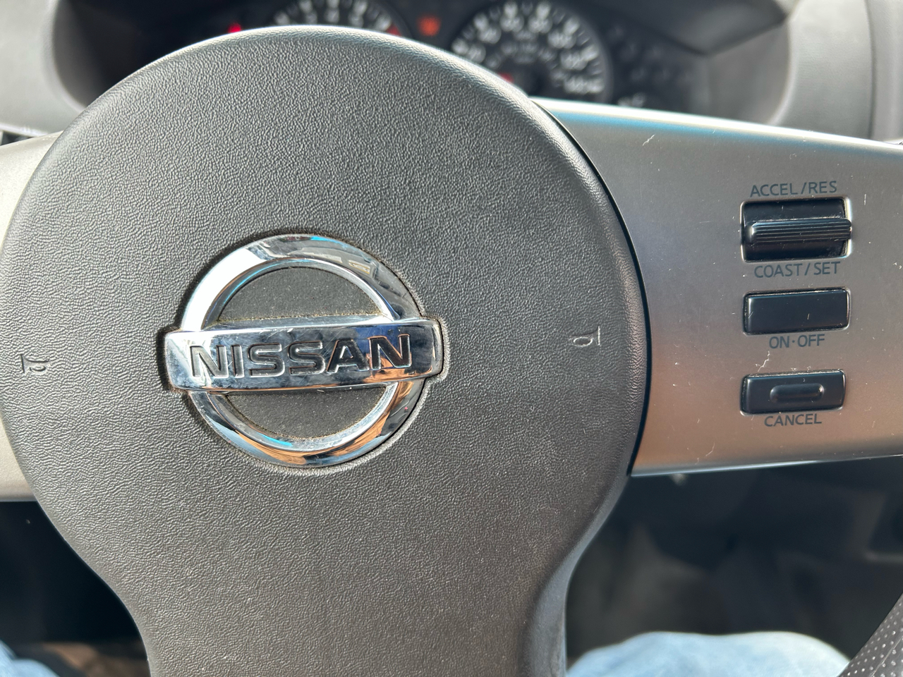 Nissan Frontier SE King Cab 4WD 2005