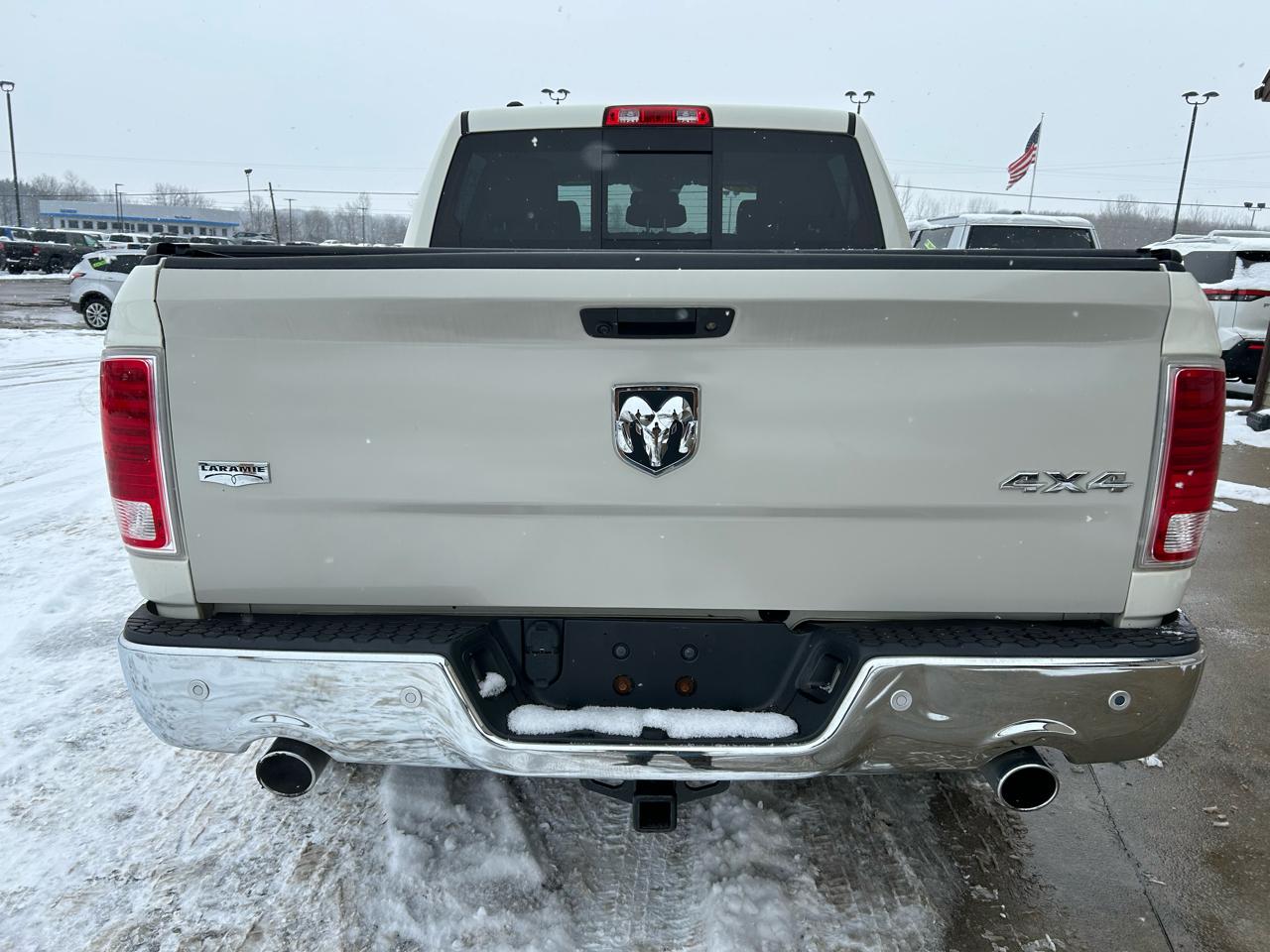 RAM 1500 Laramie Crew Cab SWB 4WD 2017