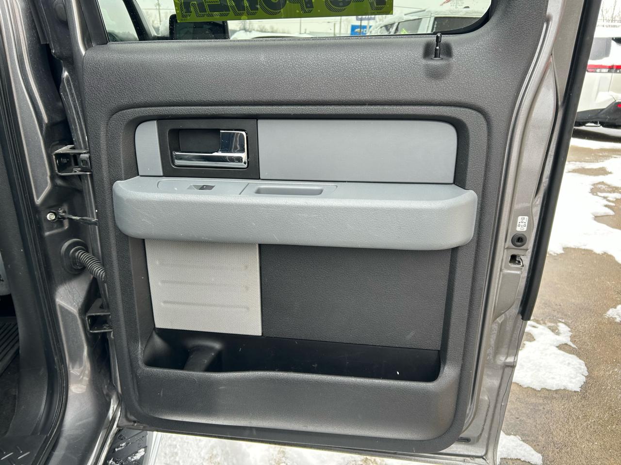 Ford F-150 4WD SuperCrew 145" XLT 2014