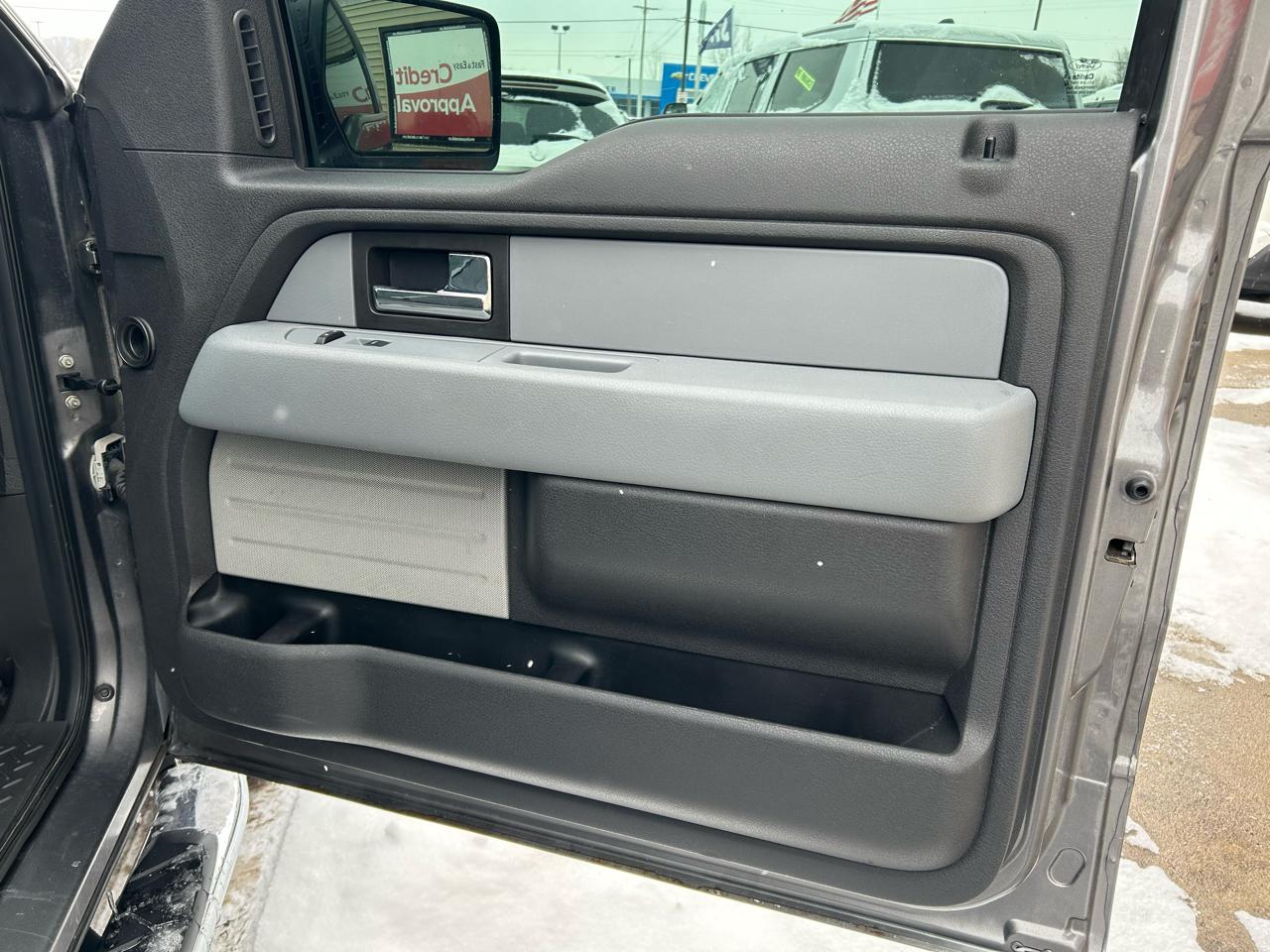 Ford F-150 4WD SuperCrew 145" XLT 2014