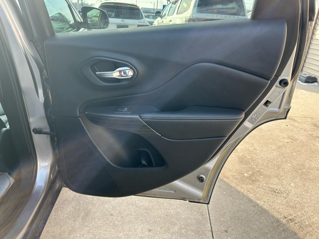 Jeep Cherokee Limited 4WD 2016