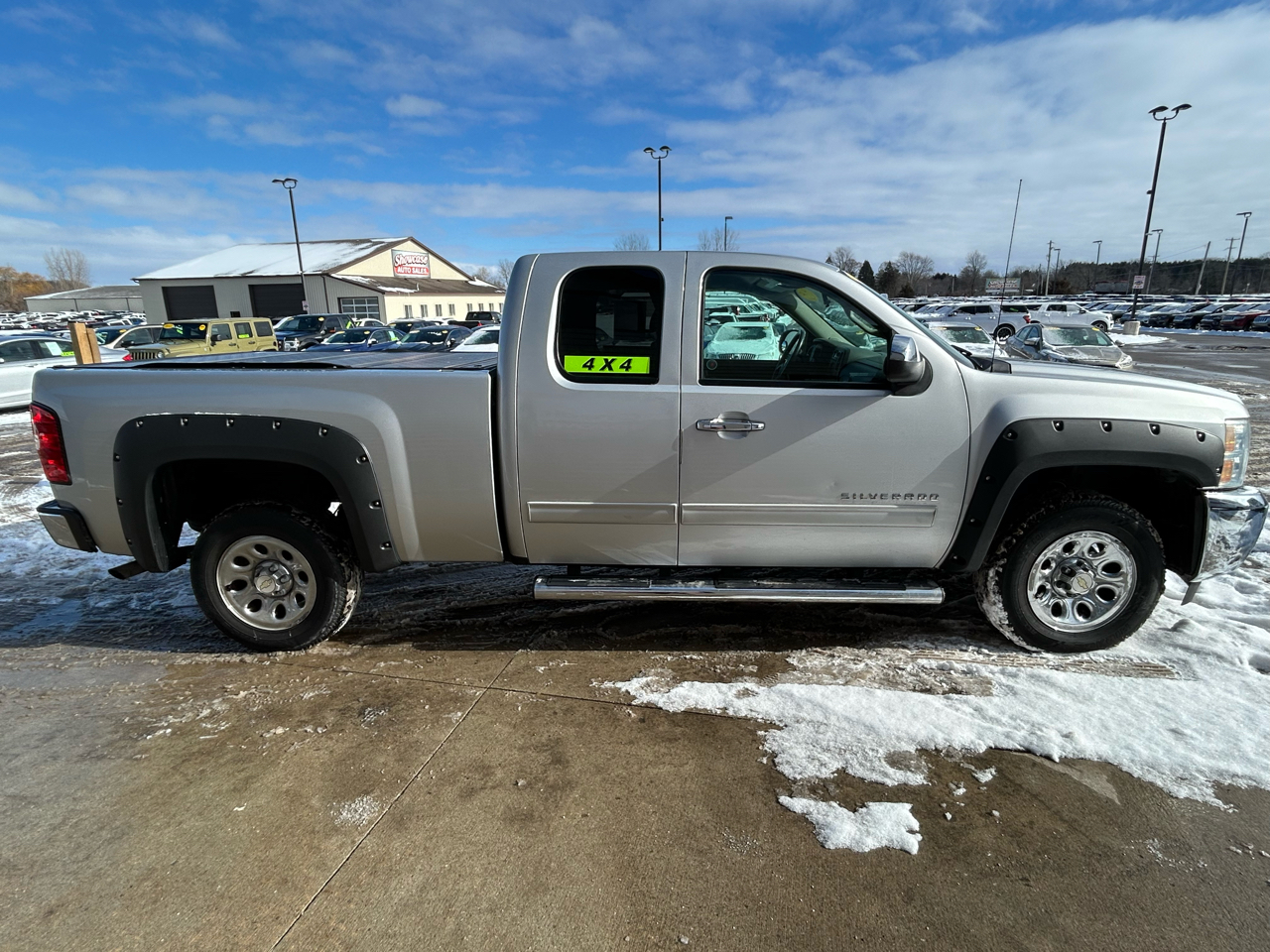 Chevrolet Silverado 1500 LS Extended Cab 2WD 2012