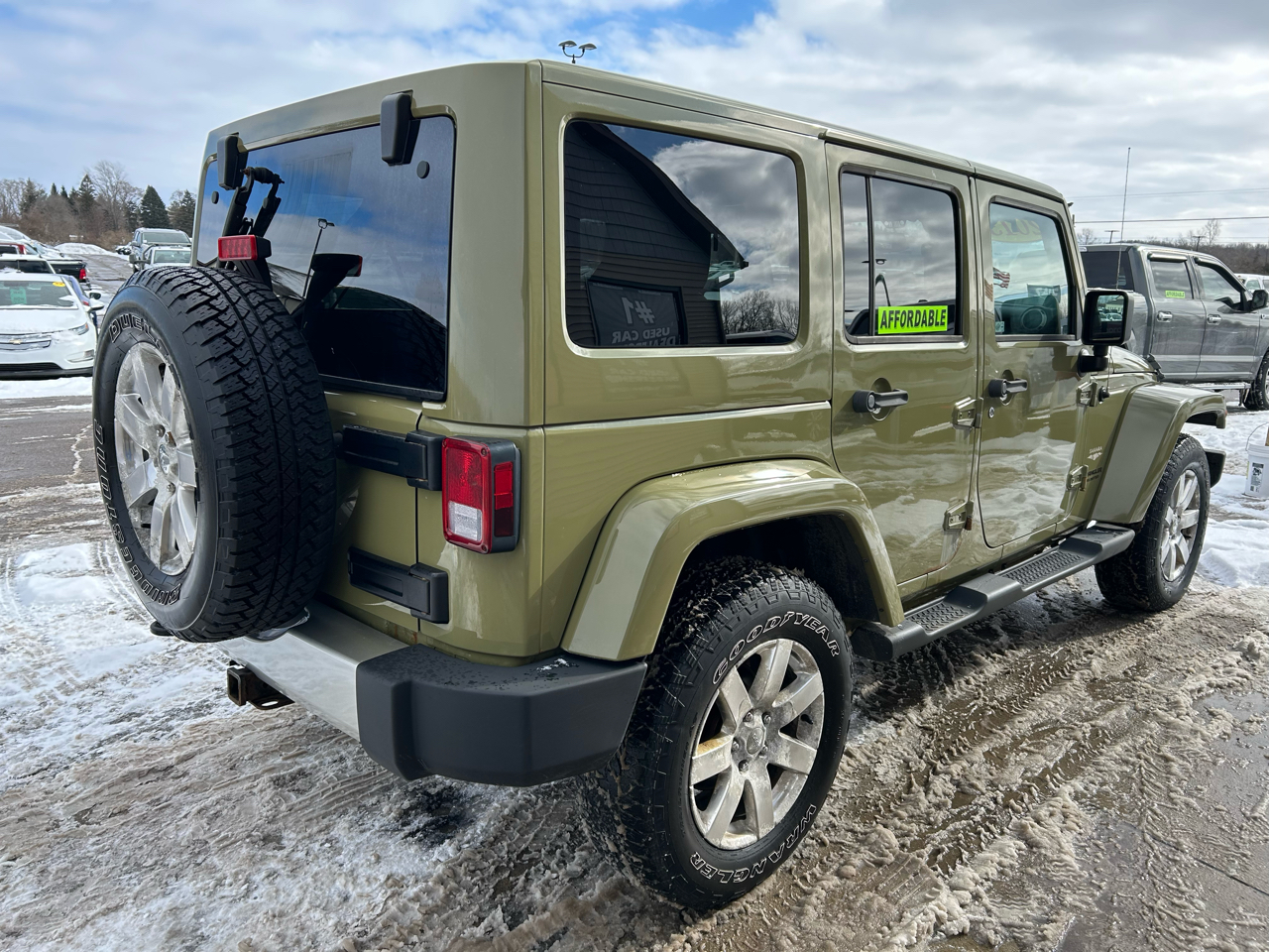 Jeep Wrangler Unlimited Sahara 4WD 2013