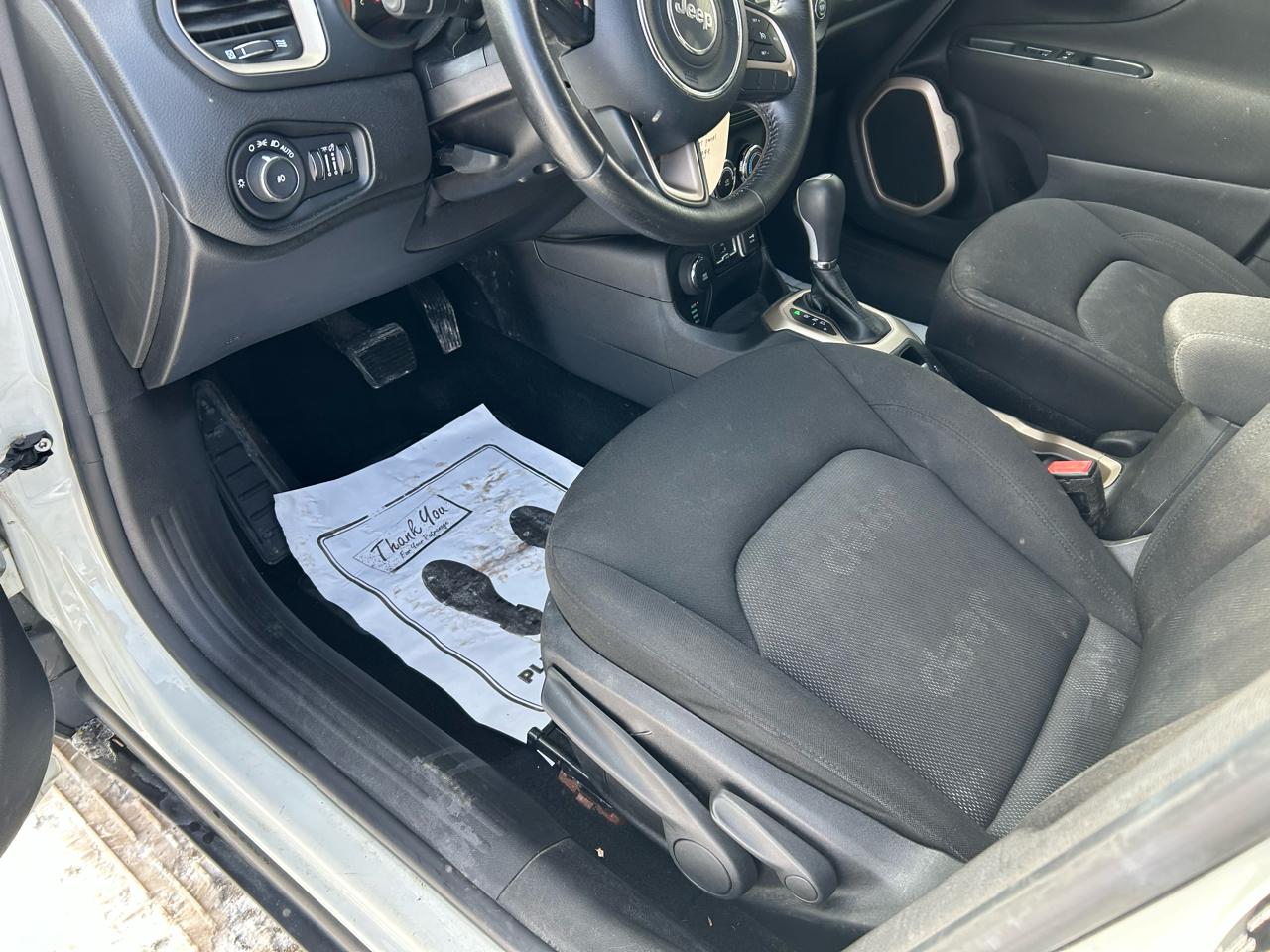 Jeep Renegade Latitude 4WD 2015