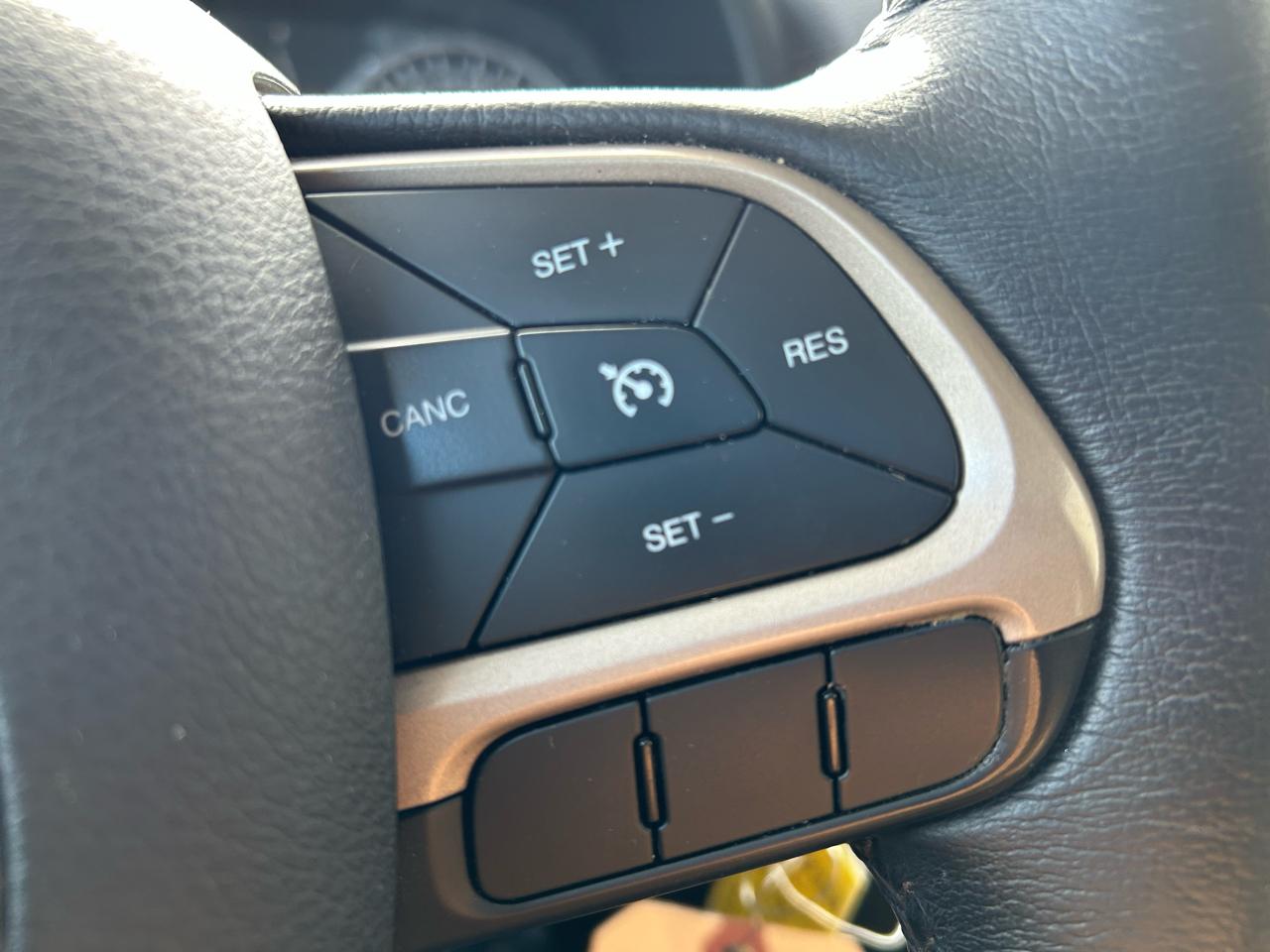 Jeep Renegade Latitude 4WD 2015