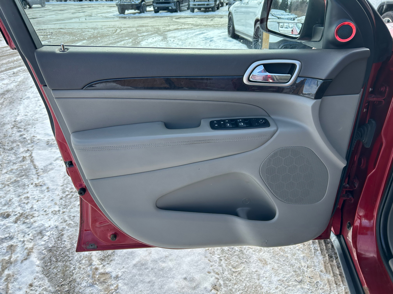 Jeep Grand Cherokee Laredo 4WD 2011