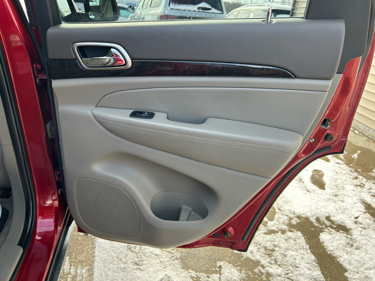 Jeep Grand Cherokee Laredo 4WD 2011