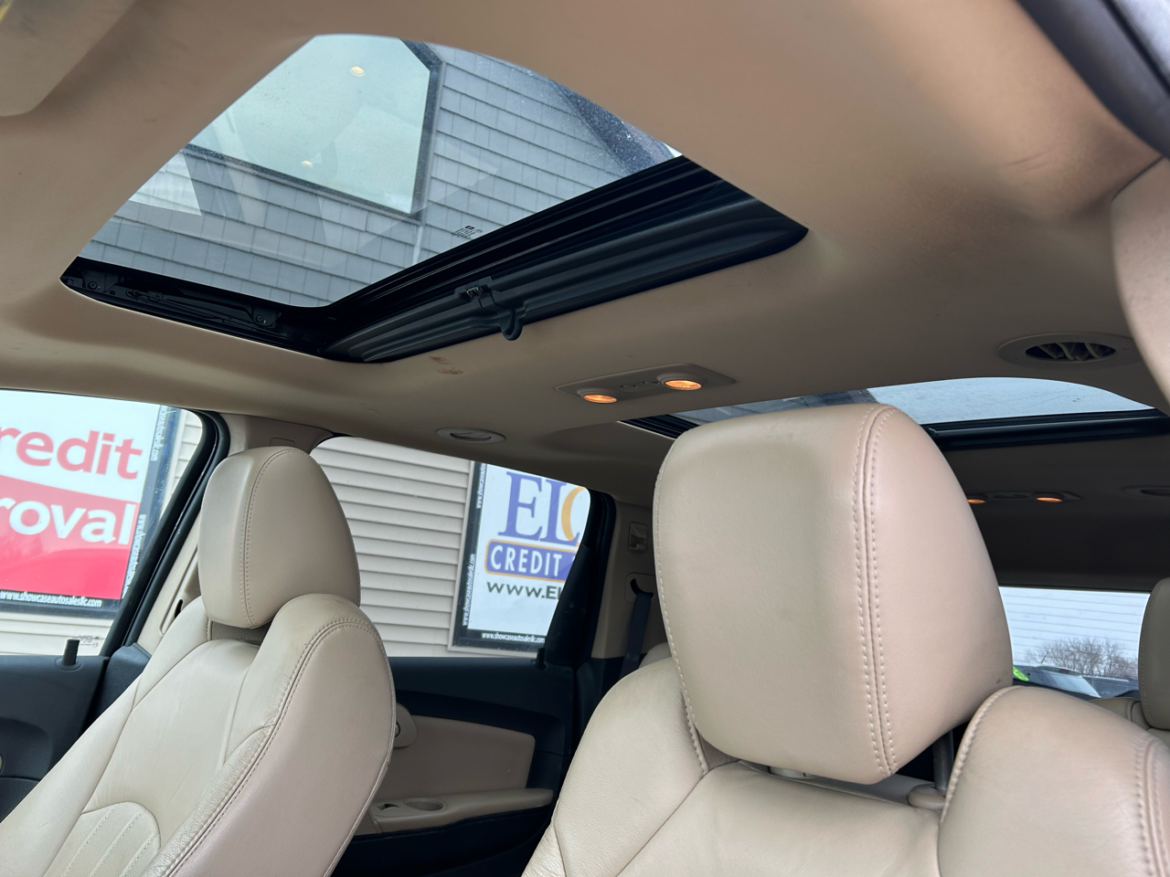 Chevrolet Traverse LTZ AWD 2011