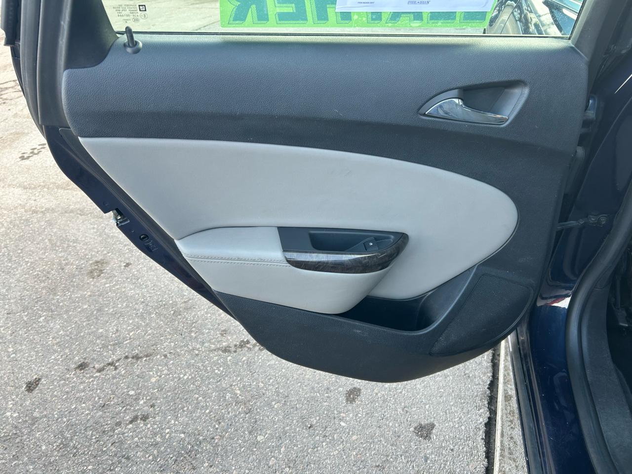 Buick Verano Base 2015